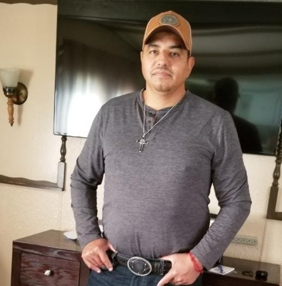 Meet your Posher, Javier